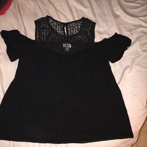 Old navy cold shoulder top